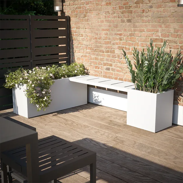 Ciri-ciri kerusi luar.